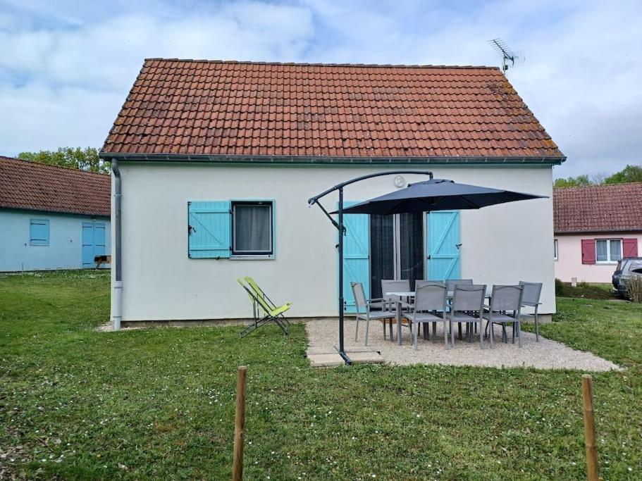 La Maison Bleu Du Lac De Celine Giffaumont-Champaubert Exterior foto